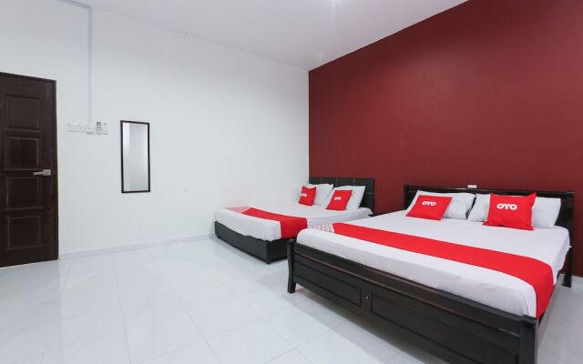 OYO 90274 Wadi Isfa Inn