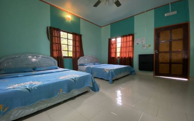 OYO 90286 Yuna Bamboo Rest & Stay