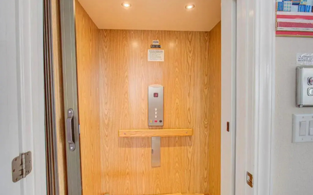 1709 Sandbucket Arch Oceanfront