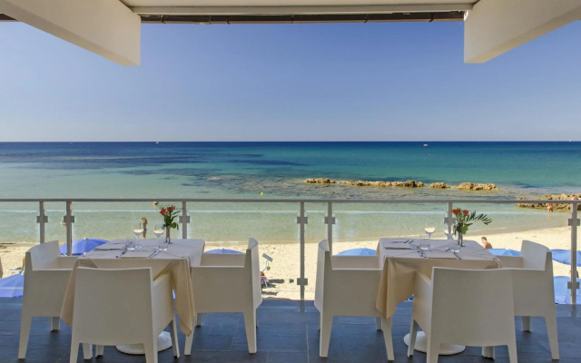 Hotel La Playa