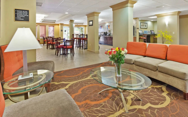 Best Western Plus Bradenton Hotel & Suites