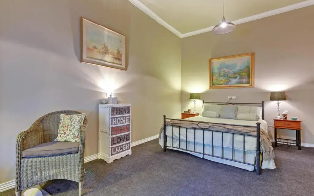 Stony Rise Cottage B&B