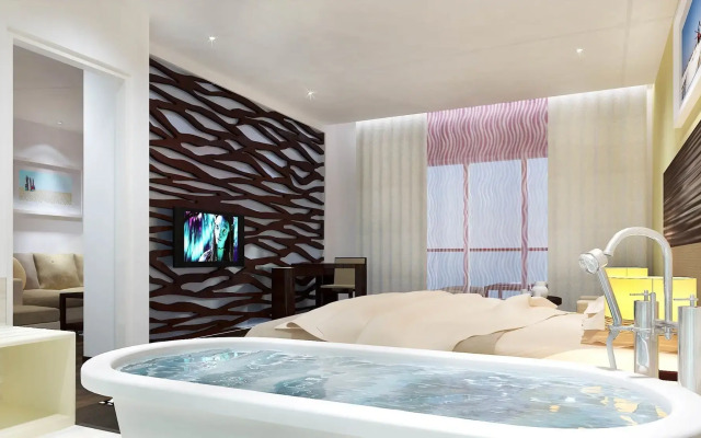 Ambar Sarovar Portico Hotel - Gandhidham
