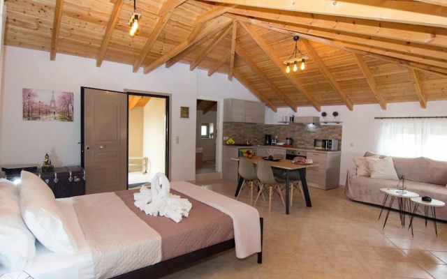 Selinitsa Stone Studio - Mani Seaview Retreat
