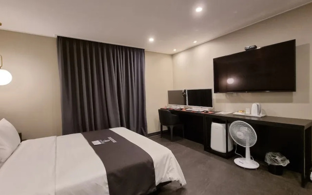 Hotel The Classic