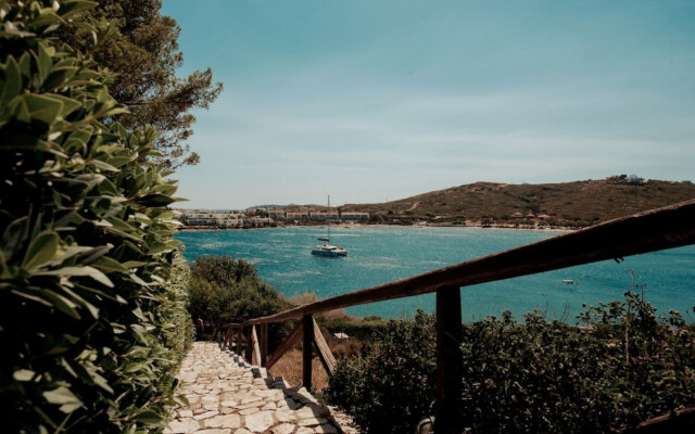 Sea-Front House With Private Beach, Sounio