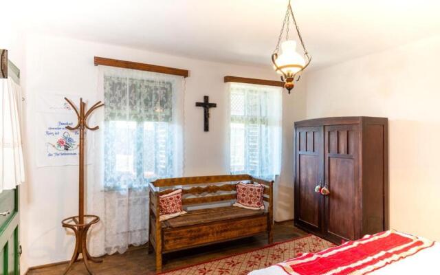 Saschiz 130/Lodging and Glamping