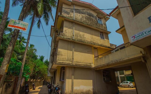 OYO 13065 Home Graceful 1BHK Baga