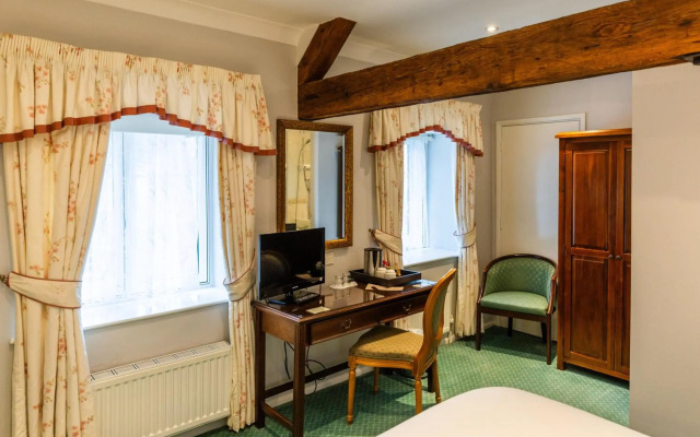 The Izaak Walton Hotel