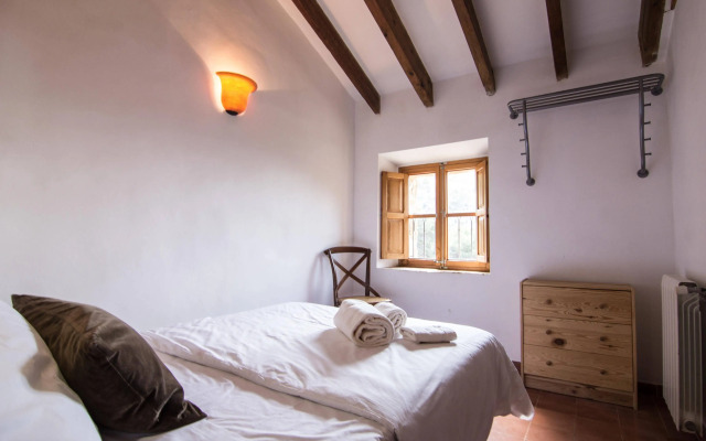 Petit Hotel Hostatgeria La Victoria