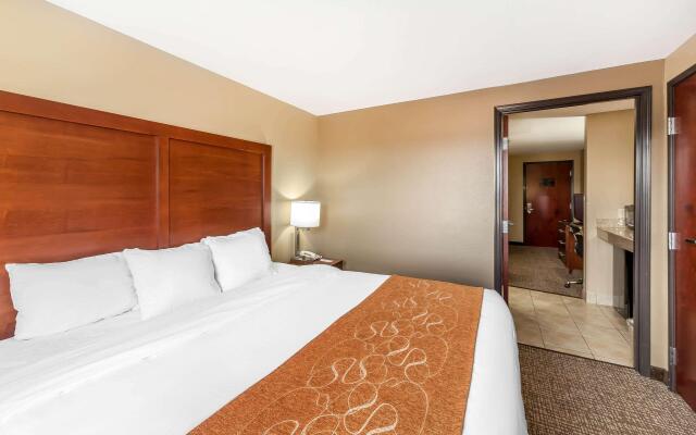 Comfort Suites Yukon - SW Oklahoma City
