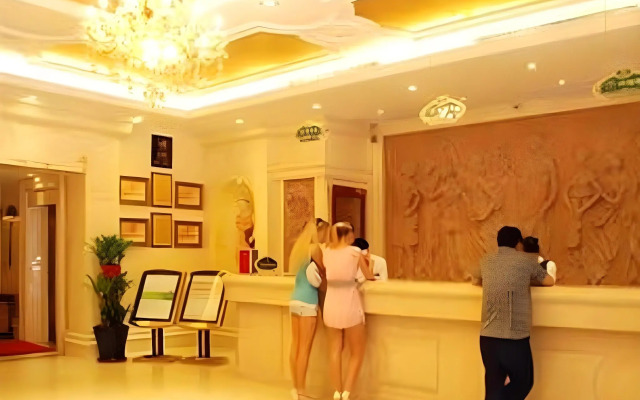 Vienna Hotel Fenghuang Branch