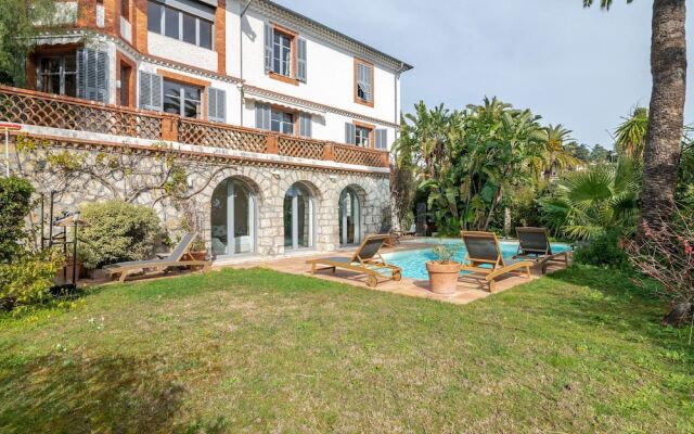 Premium Holiday Home in Cannes la Bocca With Swimming Pool