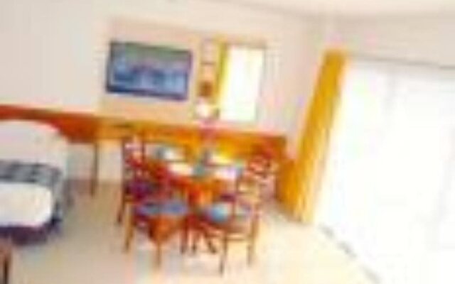 Airport Travel Air Motor Inn
