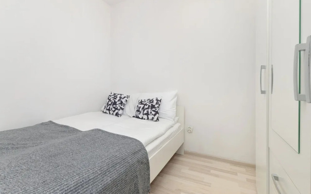 Apartment Near Beach Gdansk by Renters