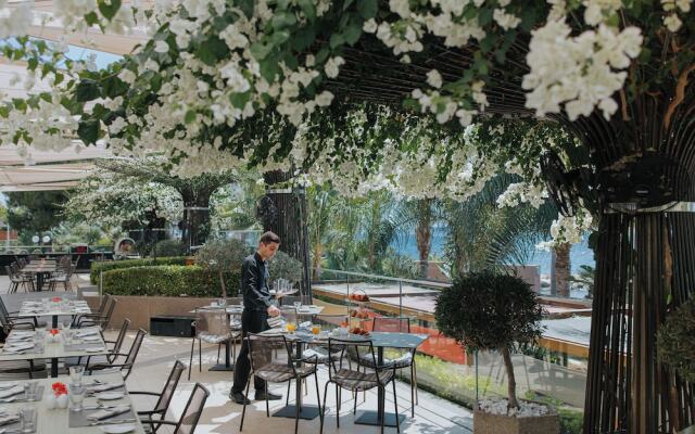Amathus Residences