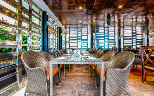 Fabhotel King S Court