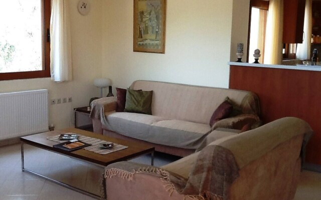 Villa Stefanos, Sea View, Private Pool, Near Sea