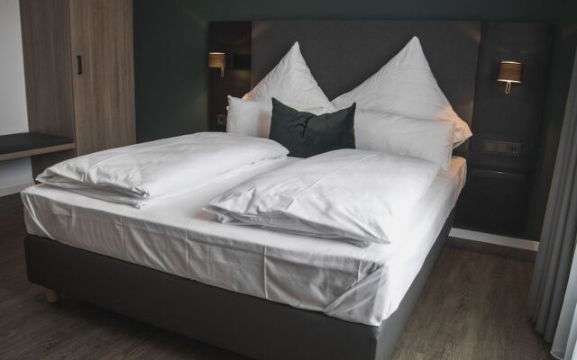 Hayta Hotel Stuttgart Airport Messe