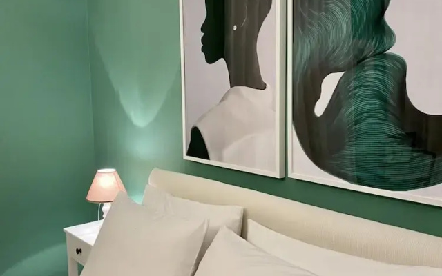 Oasis Garden Apartment