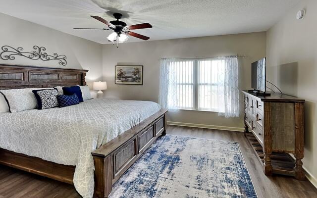 Whispering Pines Condos by VTrips