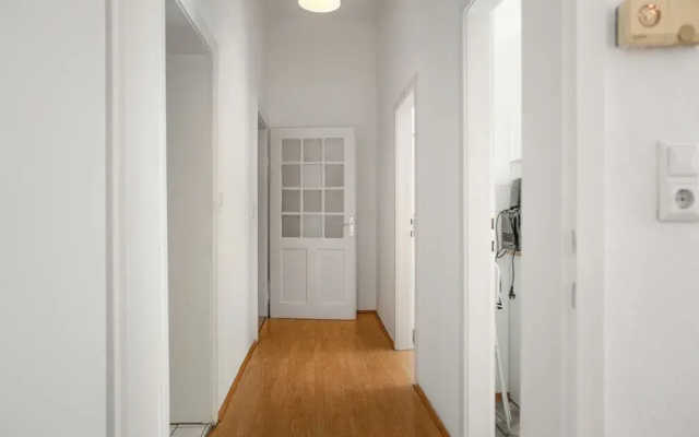 Spacious 2BR Apartment Long Stay Rennweg