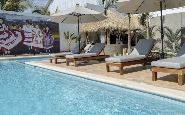 Hotel Camino Del Sol