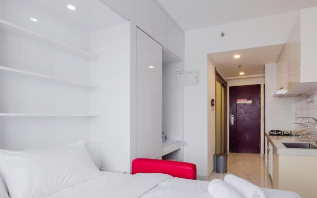 Nice And Comfy Studio Room At Sky House Bsd Apartment