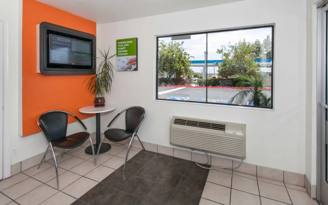 Motel 6 Rosemead, CA - Los Angeles