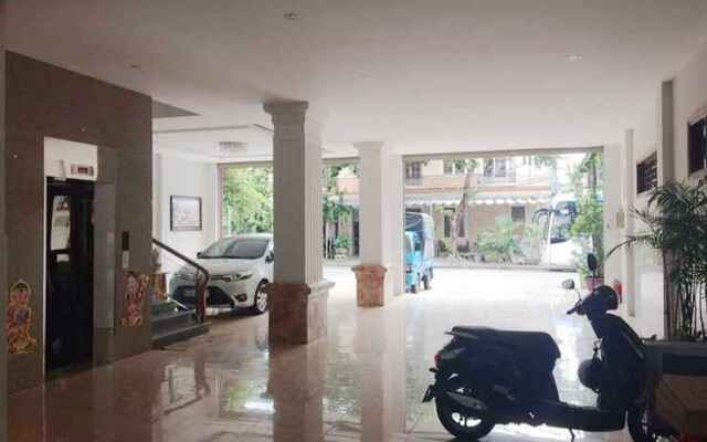 Bac Nam Central Station Hotel