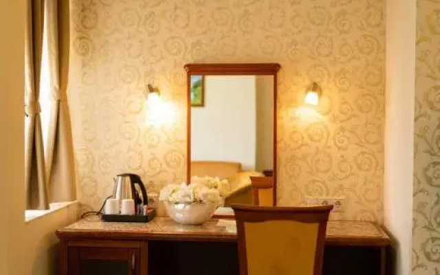 Elizabeth Hotel