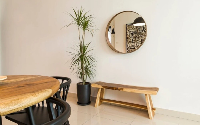 Elegant 3BR Condo for 5 With Outdoor Pool