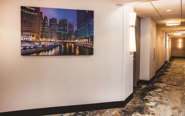 La Quinta Inn & Suites by Wyndham Chicago Downtown