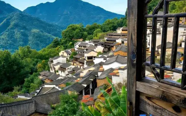 Moyaxuan Homestay (Huangling Scenic Area)