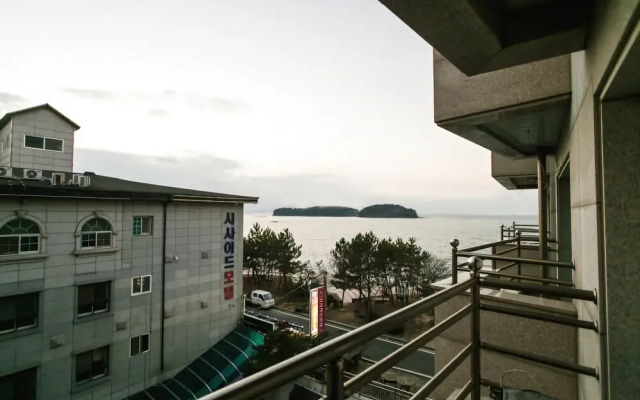 Boryeong Sunset Park Pension