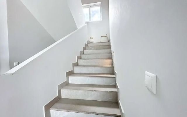 Modern VIP Villa 100 Privacy Stunning Views