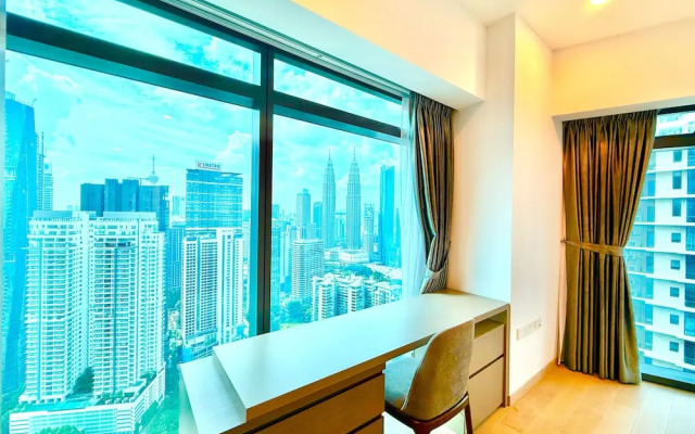 Eaton Residence by crystal