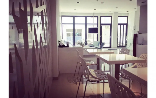 Bianco Hotel