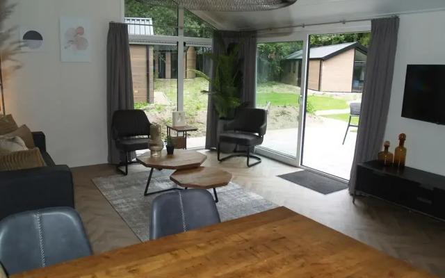 Modern Chalet Near Three National Parks