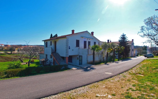 Apartment 950