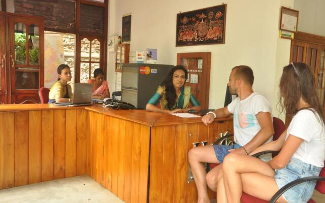 Silan Mo Hotel