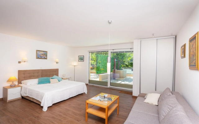 Hedera Estate, Hedera Studio 3