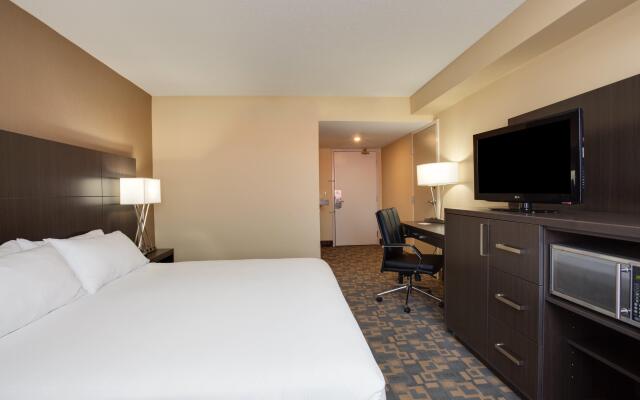 Holiday Inn Express & Suites Fredericton, an IHG Hotel