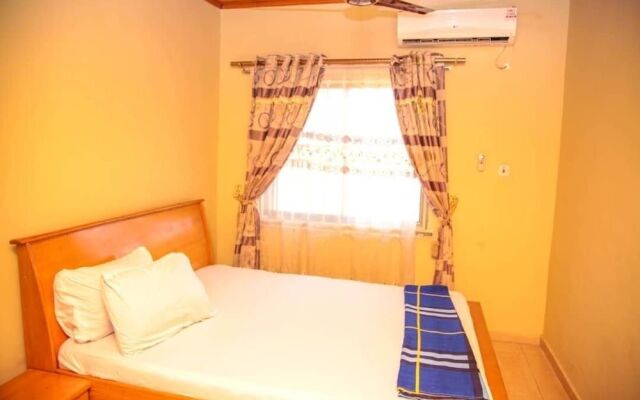 Champion International Hotel