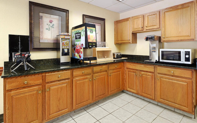 Best Western Logan Inn