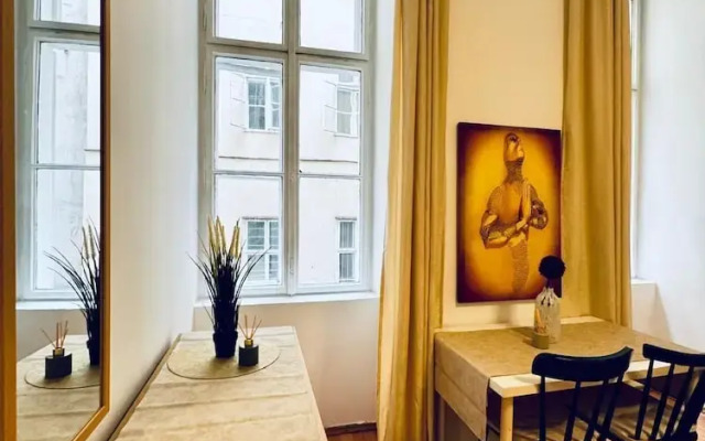 Central 1BR Apartment Near Augarten