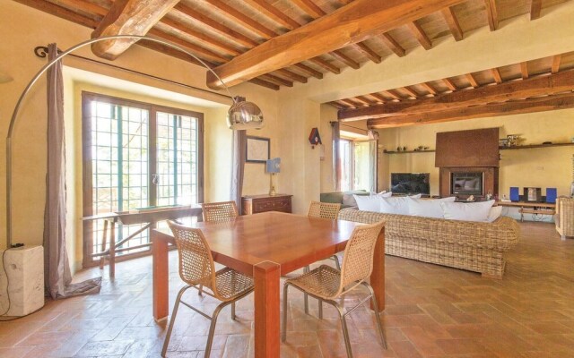 Podere Case Sparse