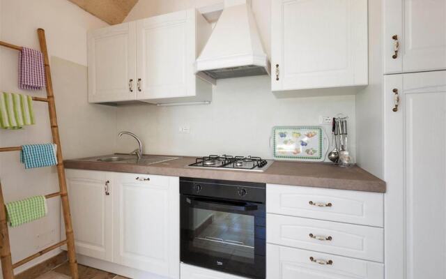 496 La Serrazza in Pescoluse Posto Vecchio