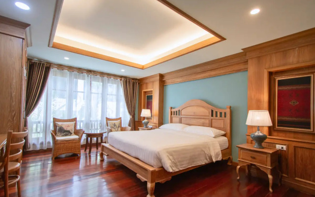 Rich Garden House Hotel