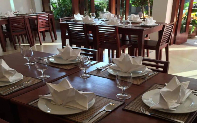 Sabaidee at Lao Hotel